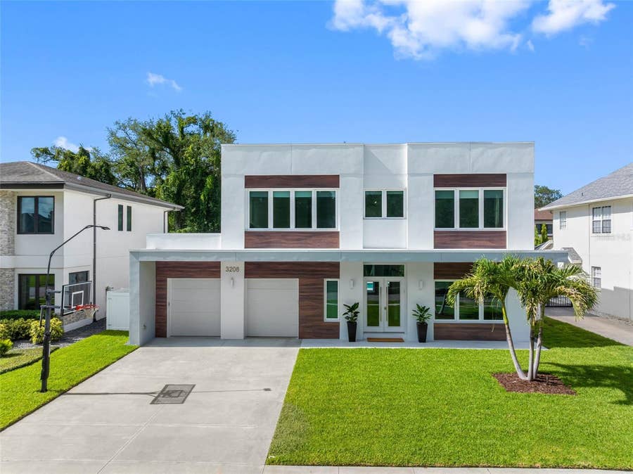 Property photo for 3208 W LAWN AVENUE, Tampa, FL
