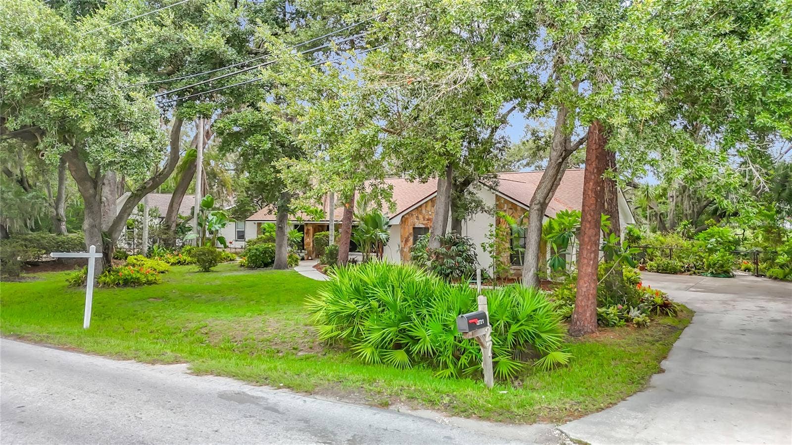 12721 N ARMENIA AVENUE, Tampa, FL 33612 12721 N ARMENIA AVENUE, Tampa, FL 33612