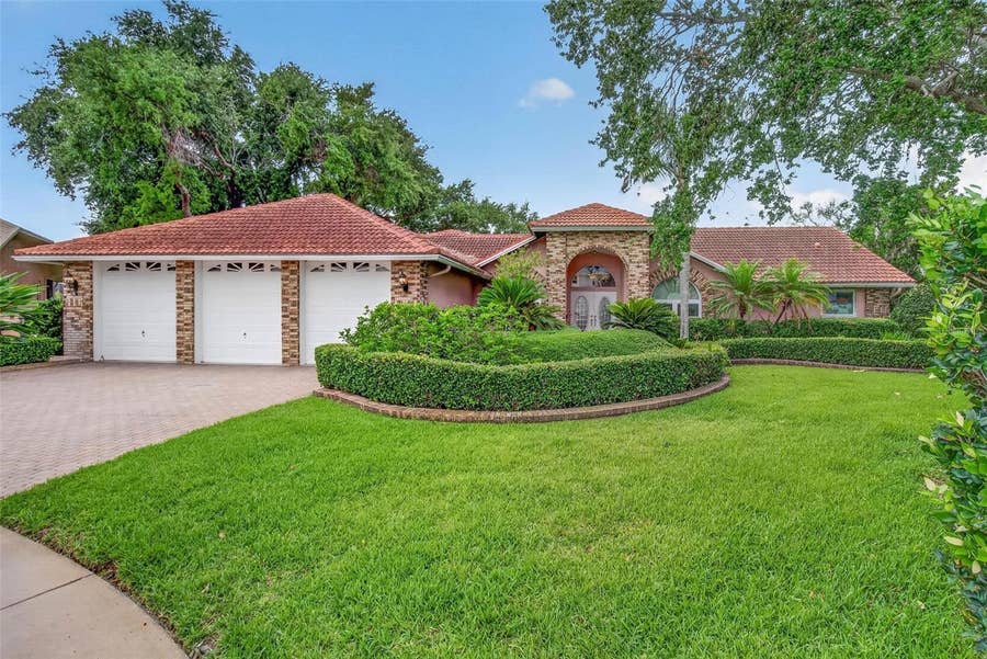 Property photo for 14286 SUNSHINE COURT, Largo, FL