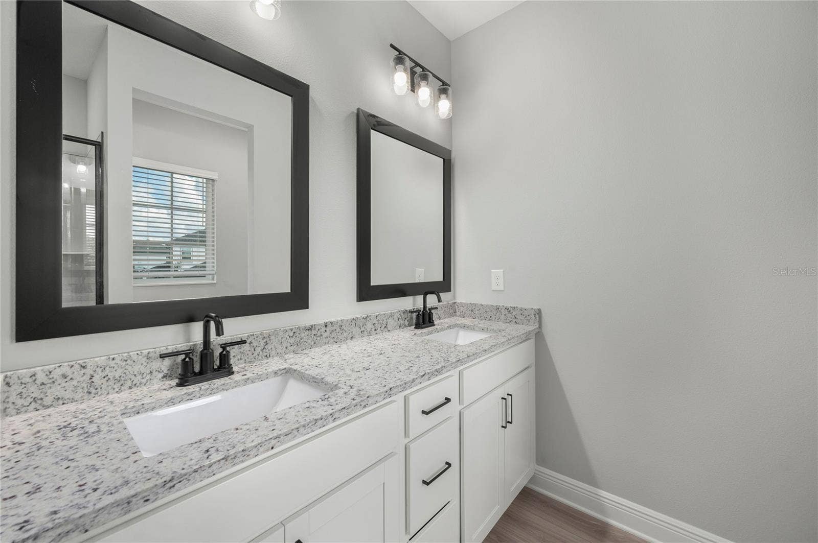 7657 SOMERSWORTH DRIVE, Kissimmee, FL 34747 7657 SOMERSWORTH DRIVE, Kissimmee, FL 34747
