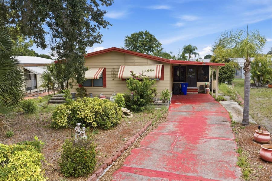 Property photo for 410 DOLPHIN DRIVE S, Oldsmar, FL