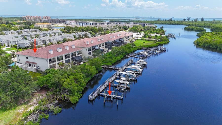 Property photo for 1008 PASEO DEL RIO NE, St Petersburg, FL