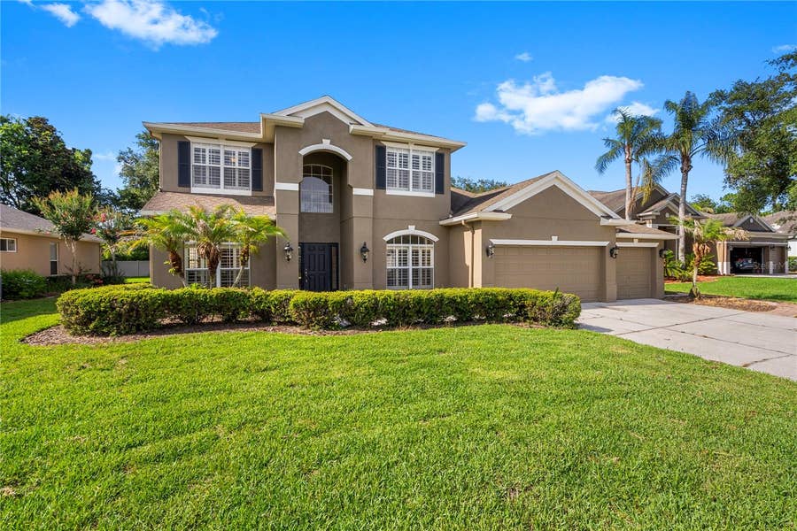 Property photo for 7402 WINDING LAKE CIRCLE, Oviedo, FL