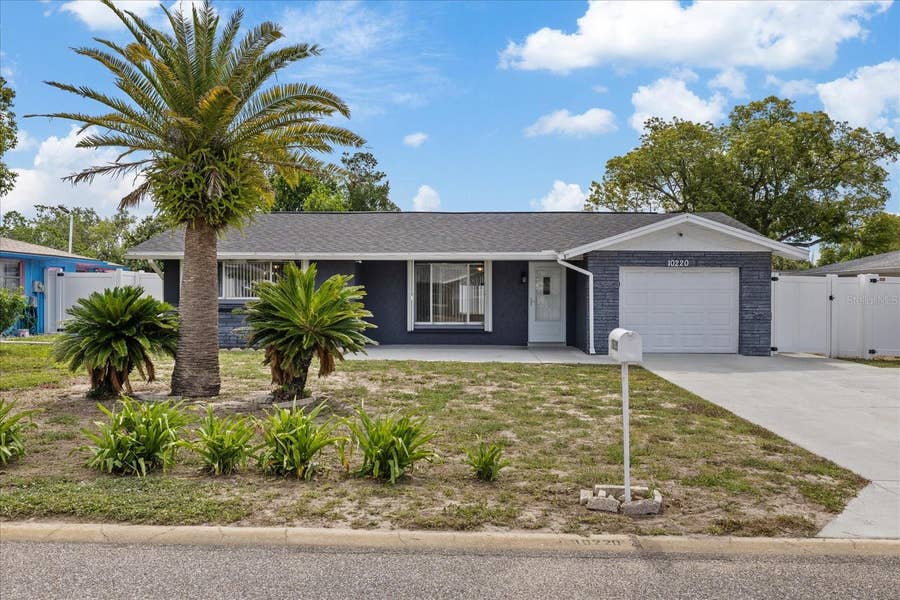 Property photo for 10220 OAK HILL DRIVE, Port Richey, FL