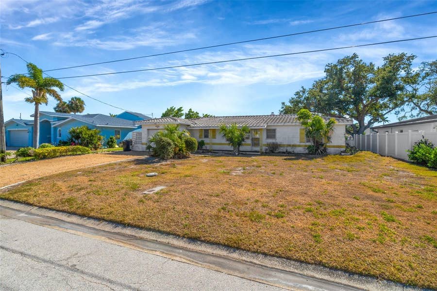Property photo for 7932 2ND AVENUE S, St Petersburg, FL
