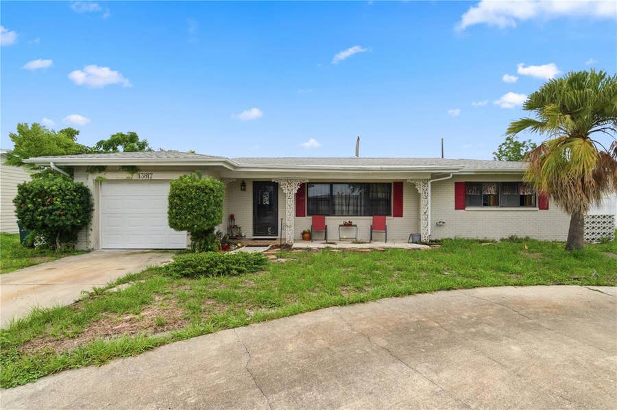 Property photo for 13817 DOMINICA DRIVE, Seminole, FL