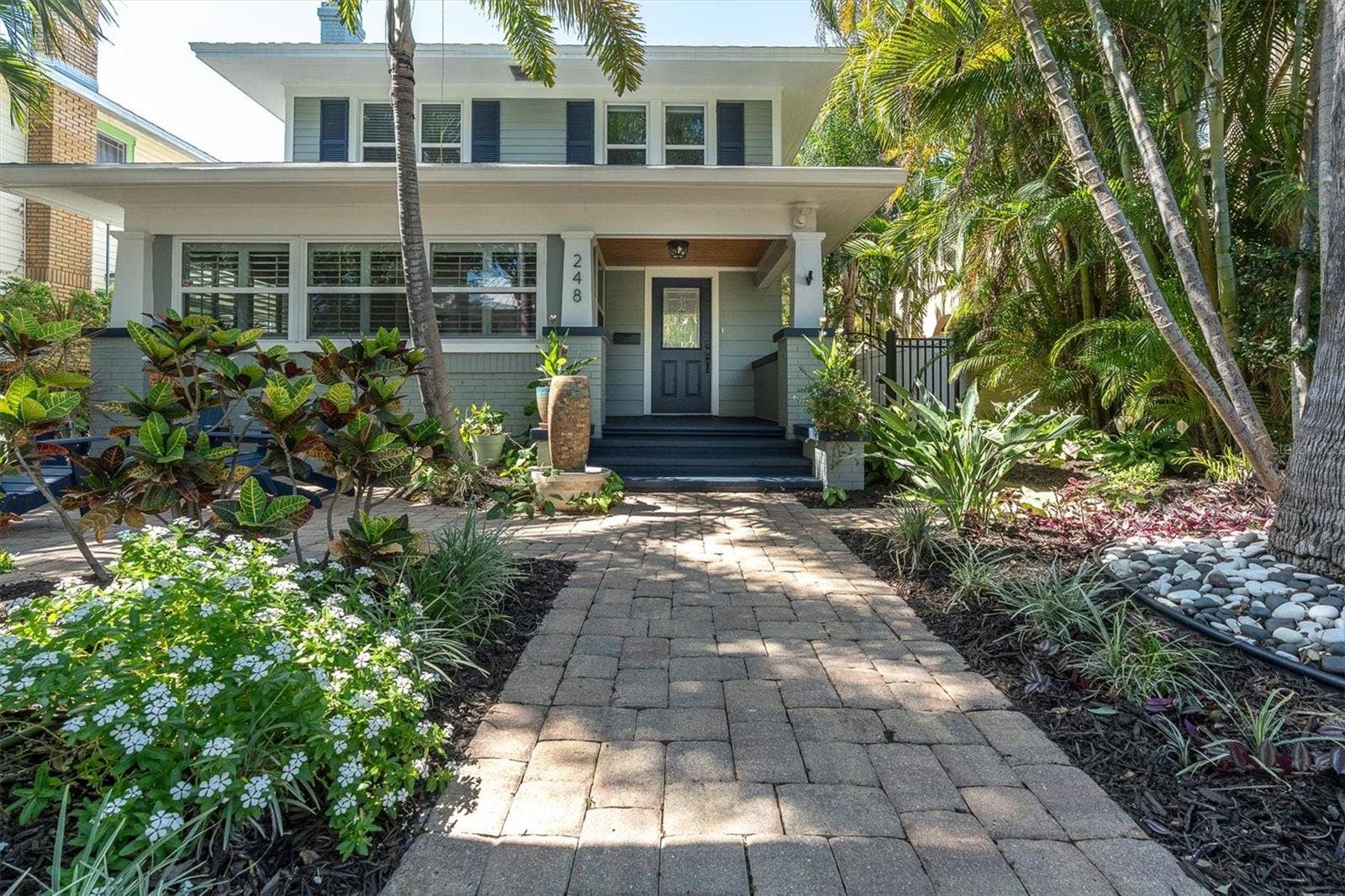 248 14TH AVENUE NE, St Petersburg, FL 33701 Front of house off 14th Ave NE