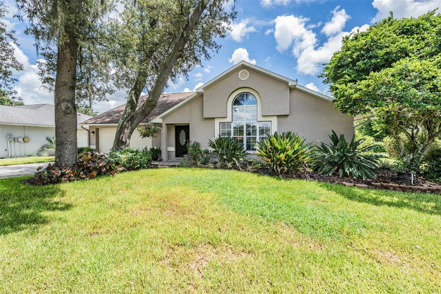 Property photo for 6536 NORTHLAKE DRIVE, Zephyrhills, FL