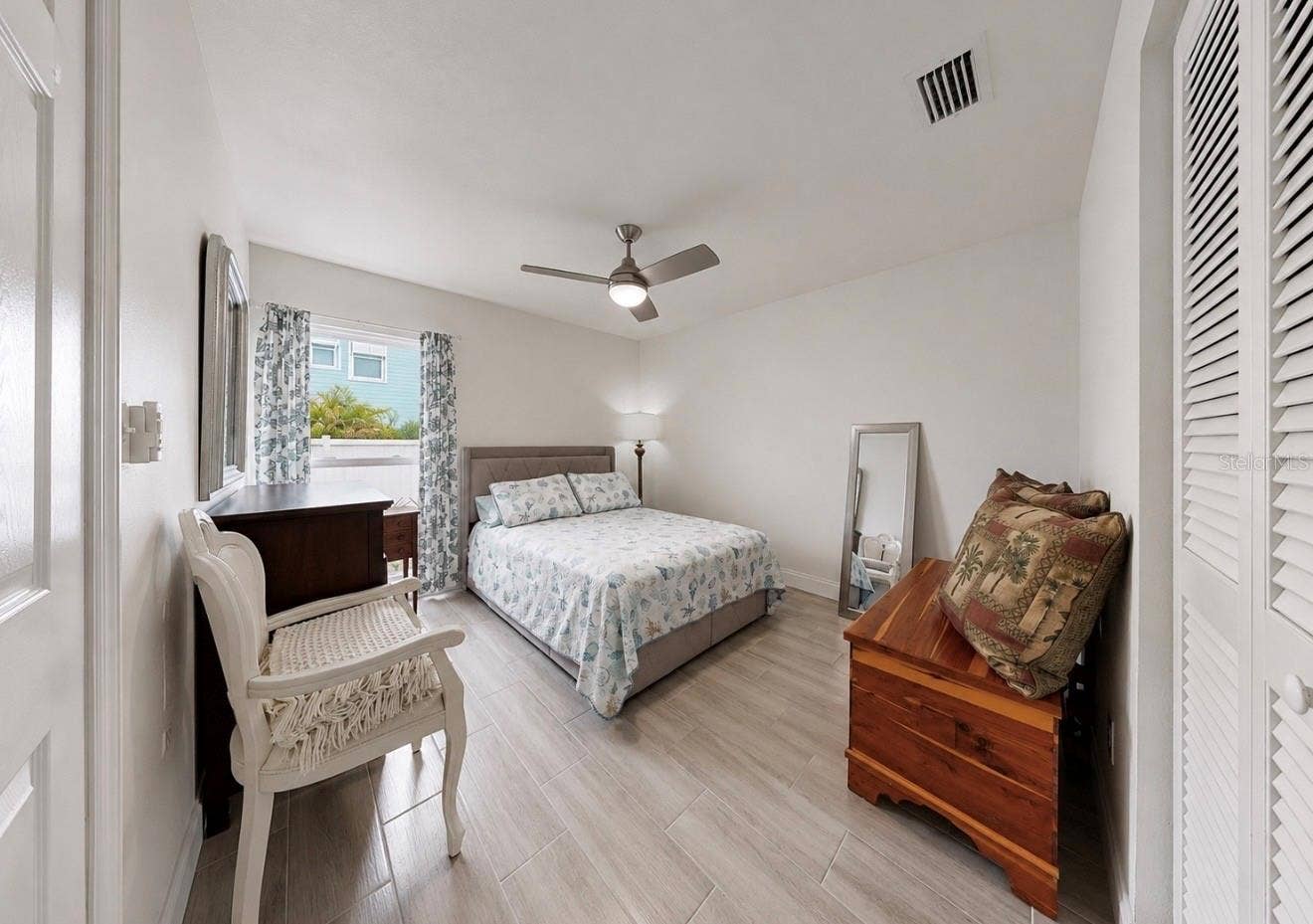 803 LEISEY CIRCLE, Ruskin, FL 33570 803 LEISEY CIRCLE, Ruskin, FL 33570