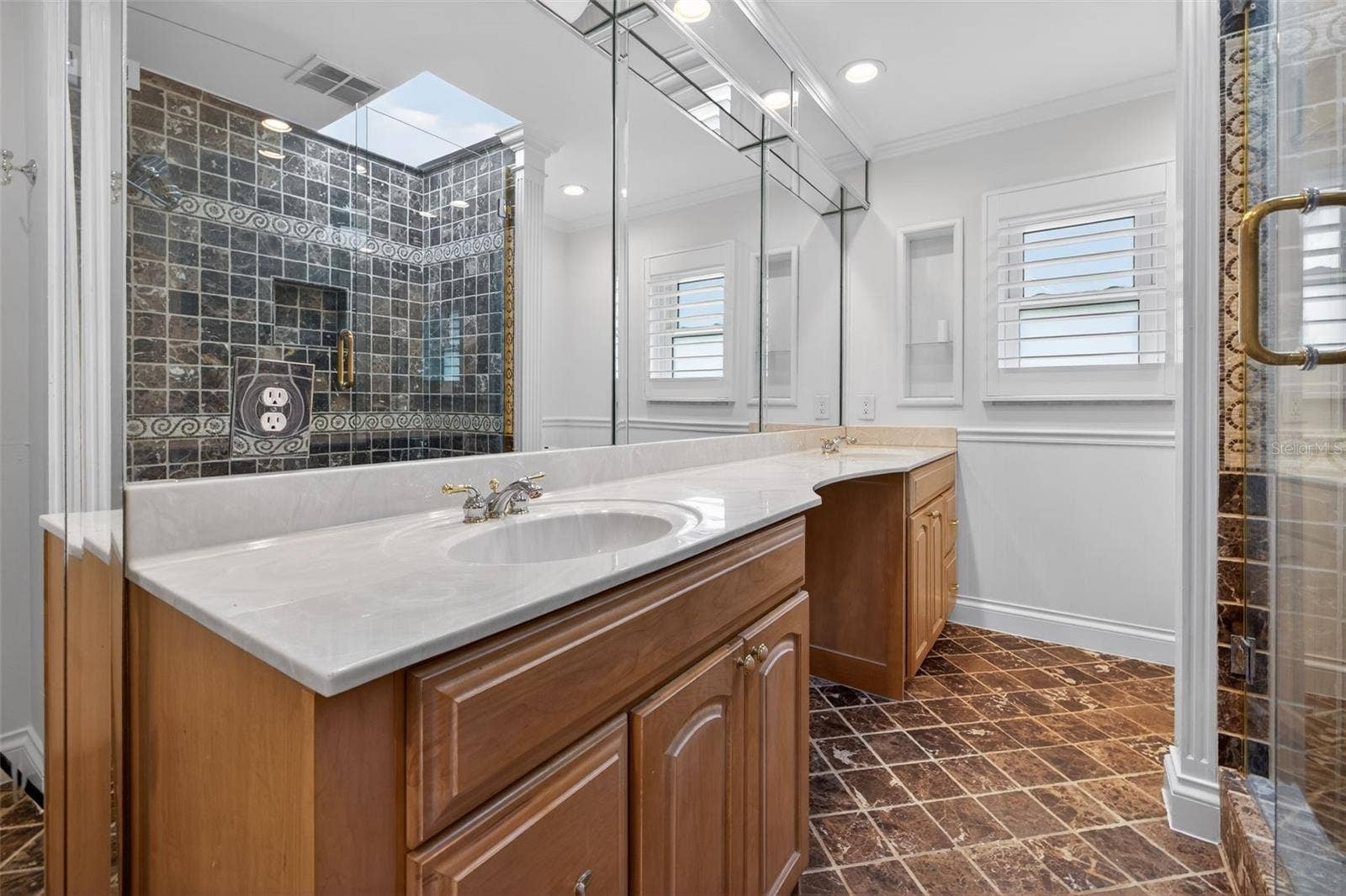 303 ROEBLING ROAD S, Belleair, FL 33756 303 ROEBLING ROAD S, Belleair, FL 33756