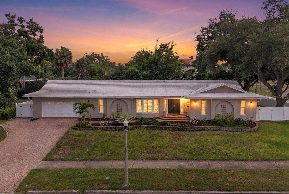 303 ROEBLING ROAD S, Belleair, FL 33756 303 ROEBLING ROAD S, Belleair, FL 33756