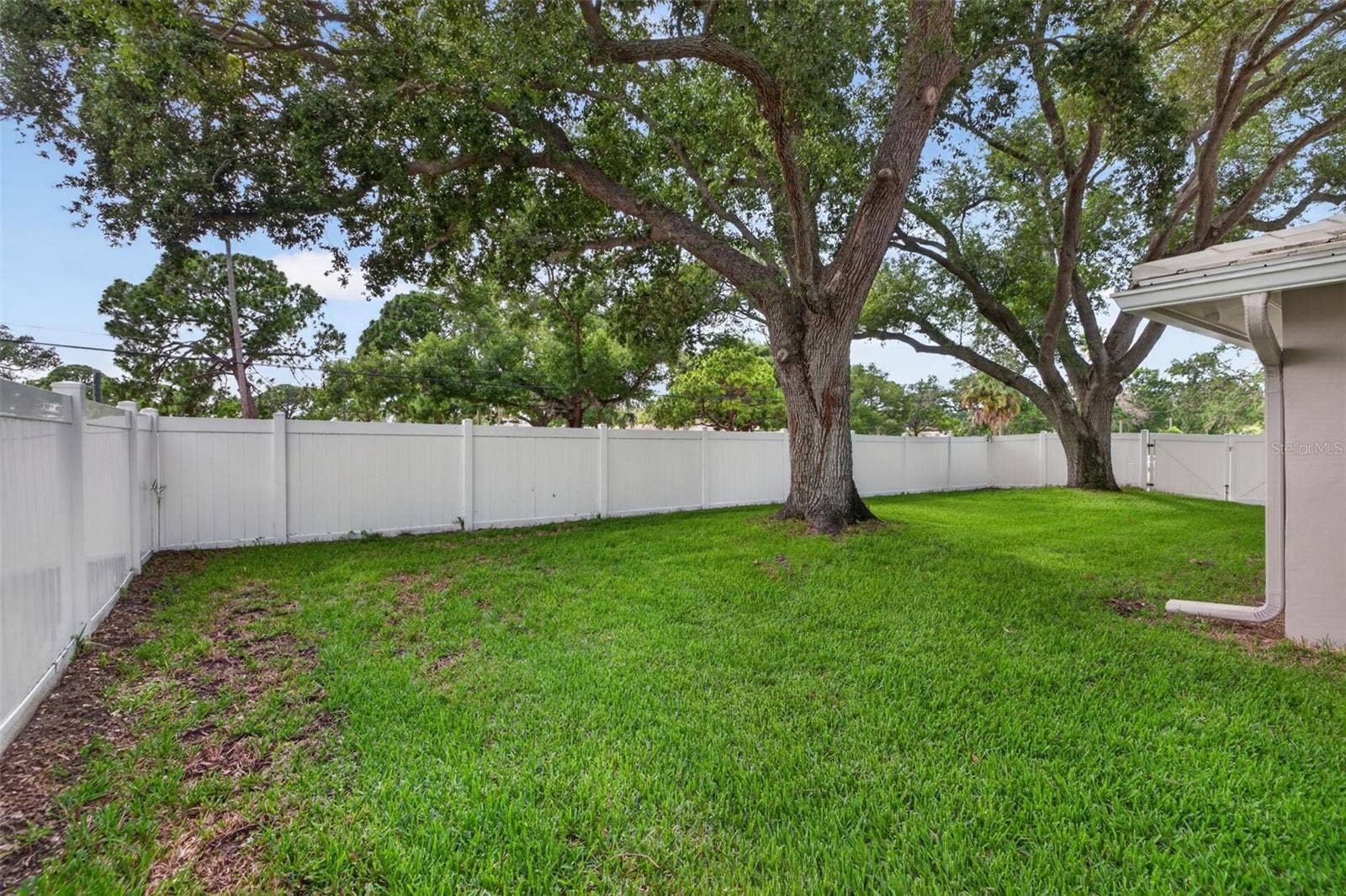 303 ROEBLING ROAD S, Belleair, FL 33756 303 ROEBLING ROAD S, Belleair, FL 33756