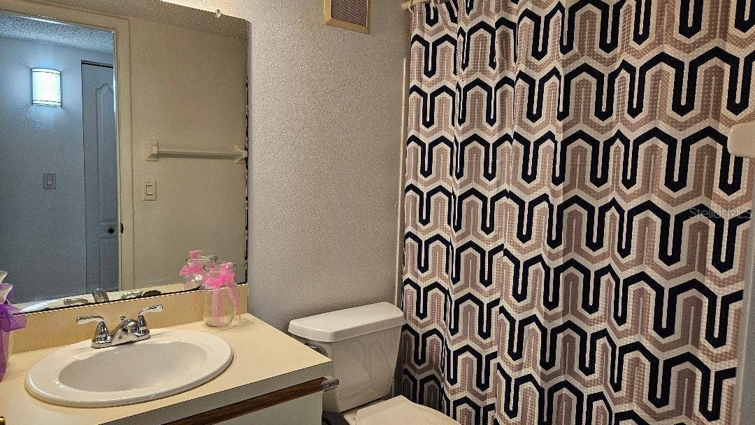 5920 80TH STREET N, #308, St Petersburg, FL 33709 2ND BATH