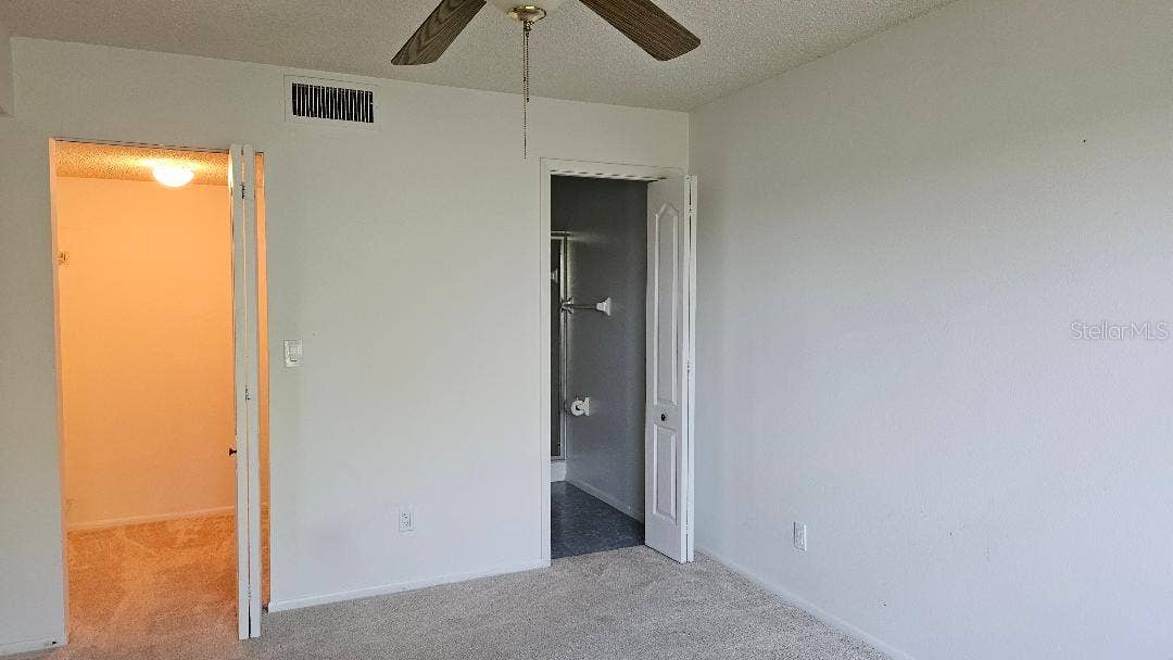 5920 80TH STREET N, #308, St Petersburg, FL 33709 BATH AND WALK IN CLOSET.