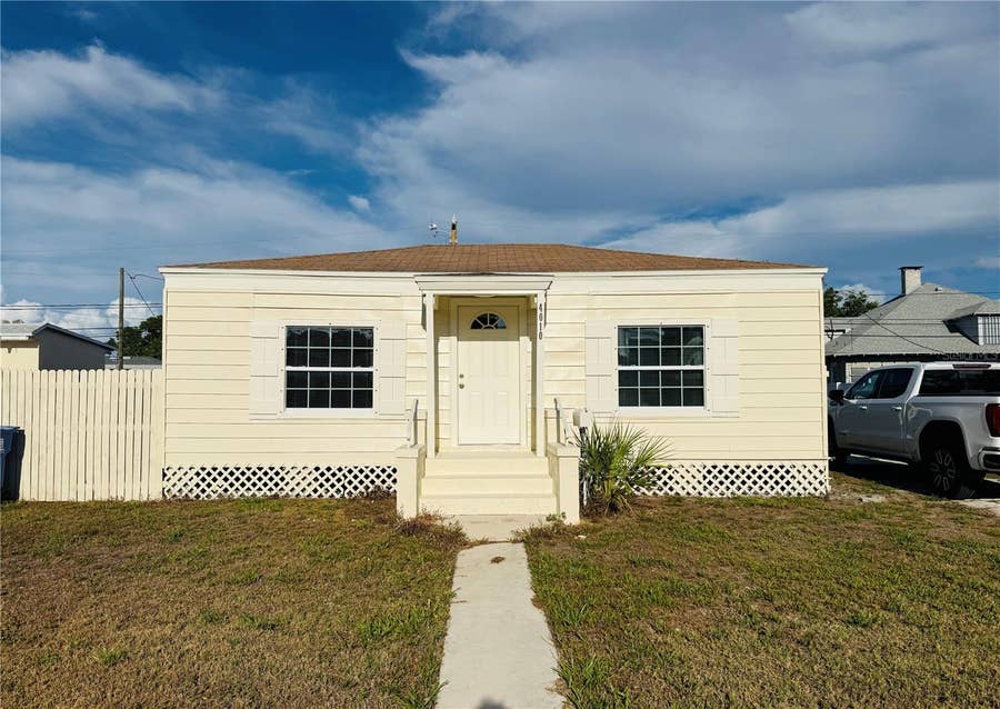 Property photo for 4010 MIRAMAR WAY S, St Petersburg, FL