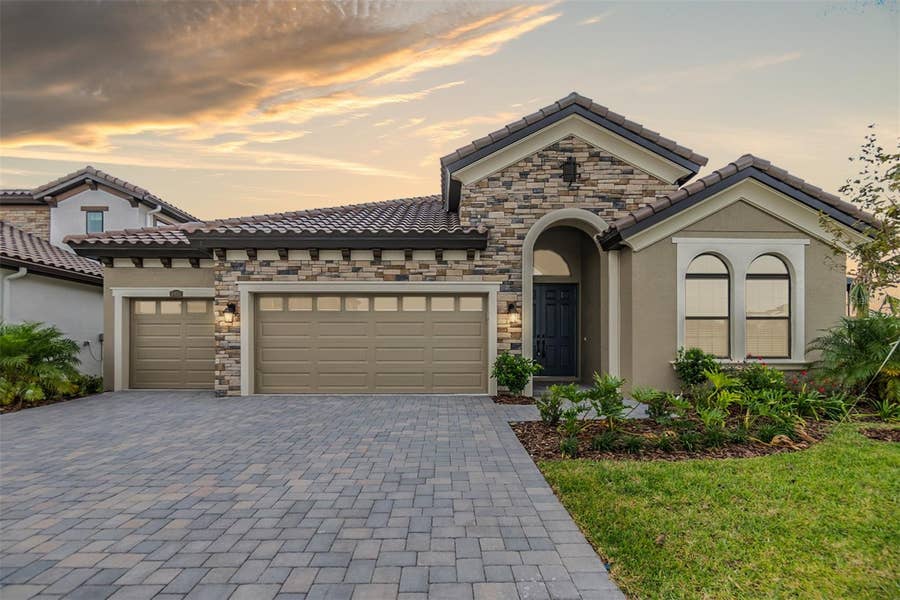 Property photo for 10850 RUSTIC TIMBER LOOP, San Antonio, FL