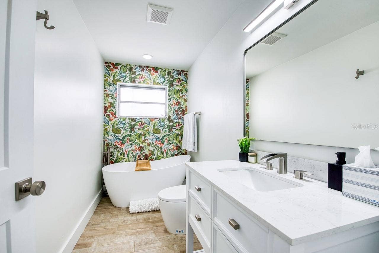 12125 6TH STREET E, Treasure Island, FL 33706 12125 6TH STREET E, Treasure Island, FL 33706