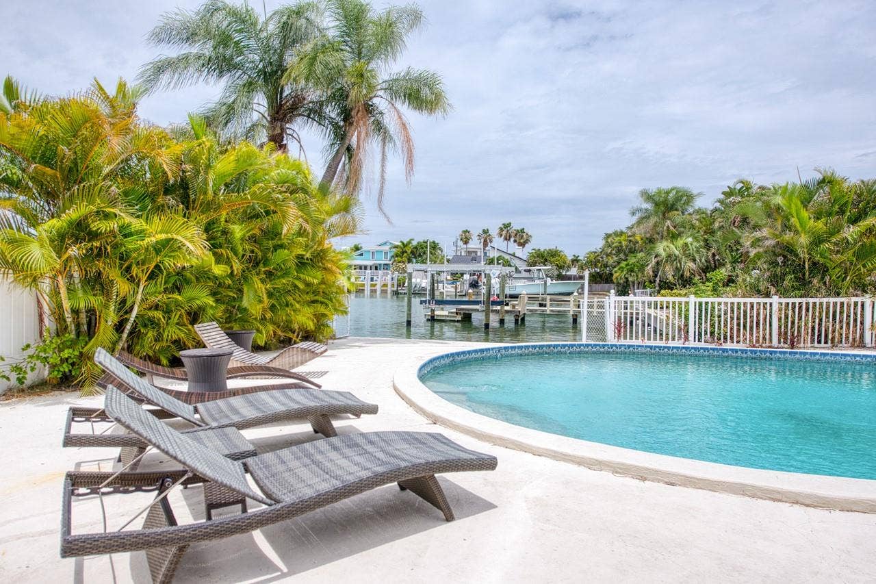 12125 6TH STREET E, Treasure Island, FL 33706 12125 6TH STREET E, Treasure Island, FL 33706
