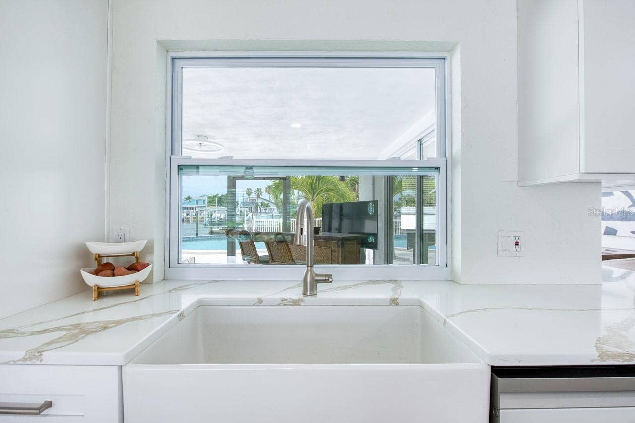 12125 6TH STREET E, Treasure Island, FL 33706 12125 6TH STREET E, Treasure Island, FL 33706
