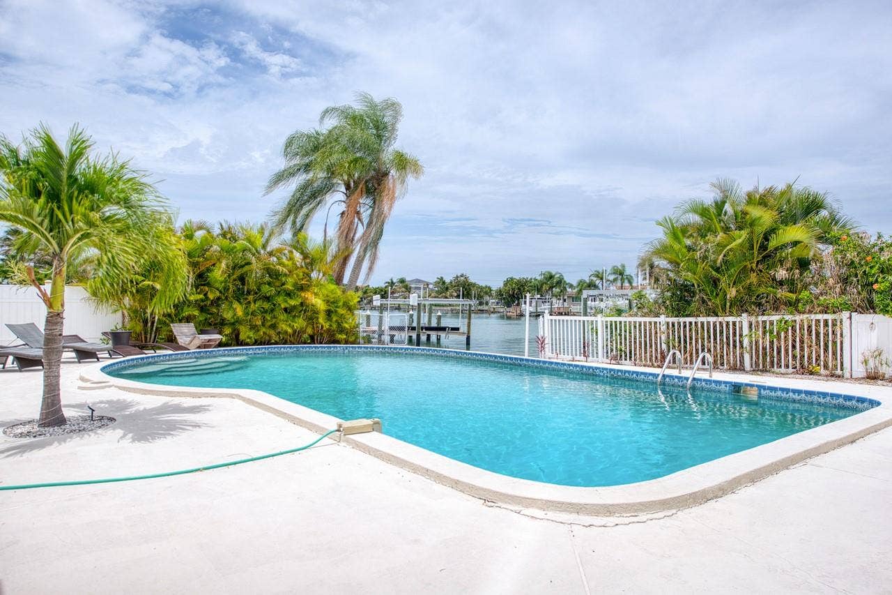 12125 6TH STREET E, Treasure Island, FL 33706 12125 6TH STREET E, Treasure Island, FL 33706
