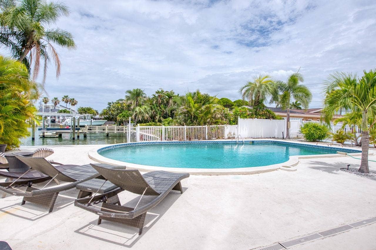 12125 6TH STREET E, Treasure Island, FL 33706 12125 6TH STREET E, Treasure Island, FL 33706