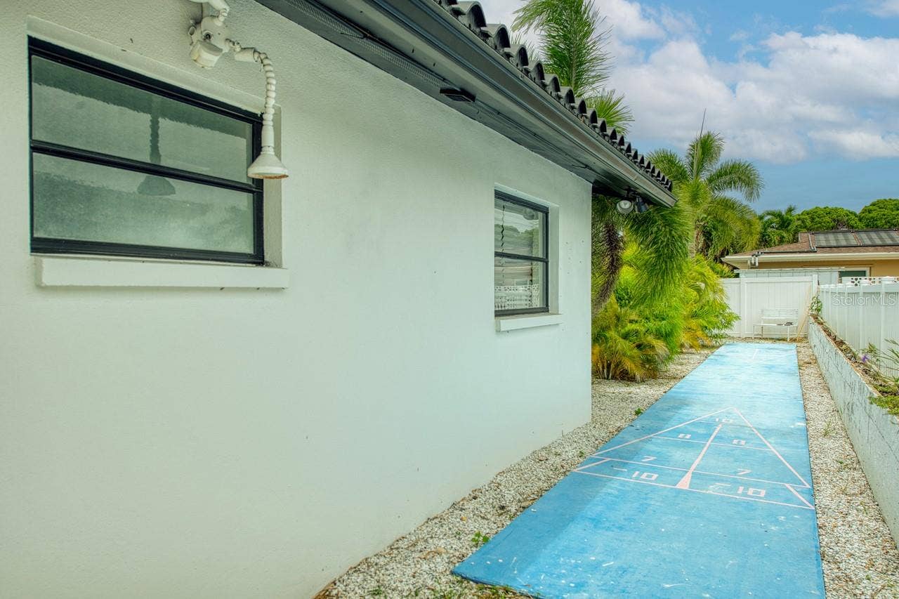 12125 6TH STREET E, Treasure Island, FL 33706 12125 6TH STREET E, Treasure Island, FL 33706