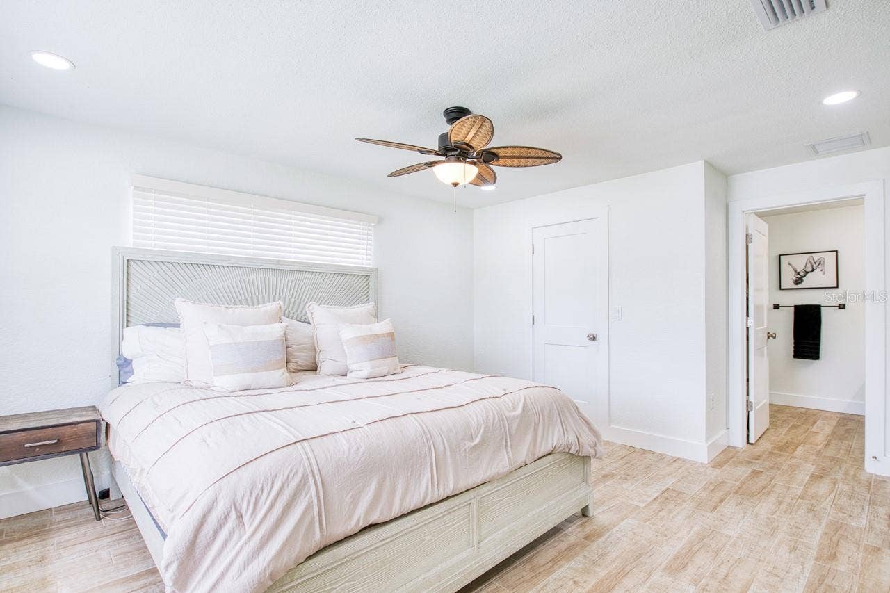12125 6TH STREET E, Treasure Island, FL 33706 12125 6TH STREET E, Treasure Island, FL 33706
