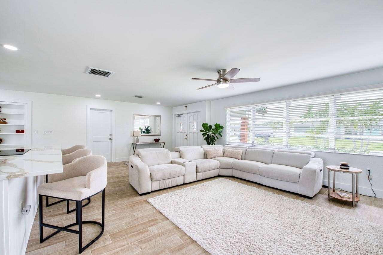 12125 6TH STREET E, Treasure Island, FL 33706 12125 6TH STREET E, Treasure Island, FL 33706