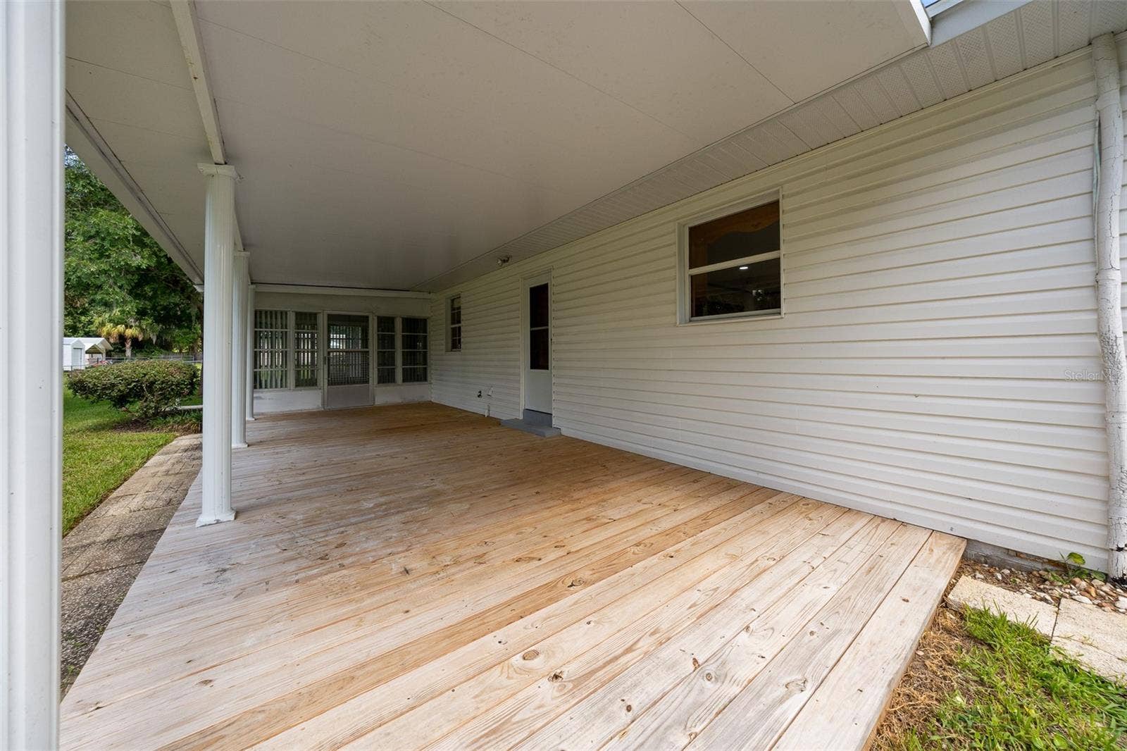 130 SW 69TH STREET, Ocala, FL 34476 Deck