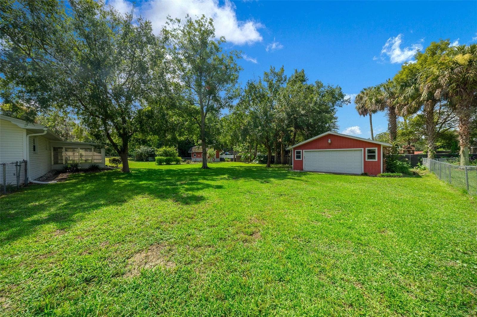 130 SW 69TH STREET, Ocala, FL 34476 Garage