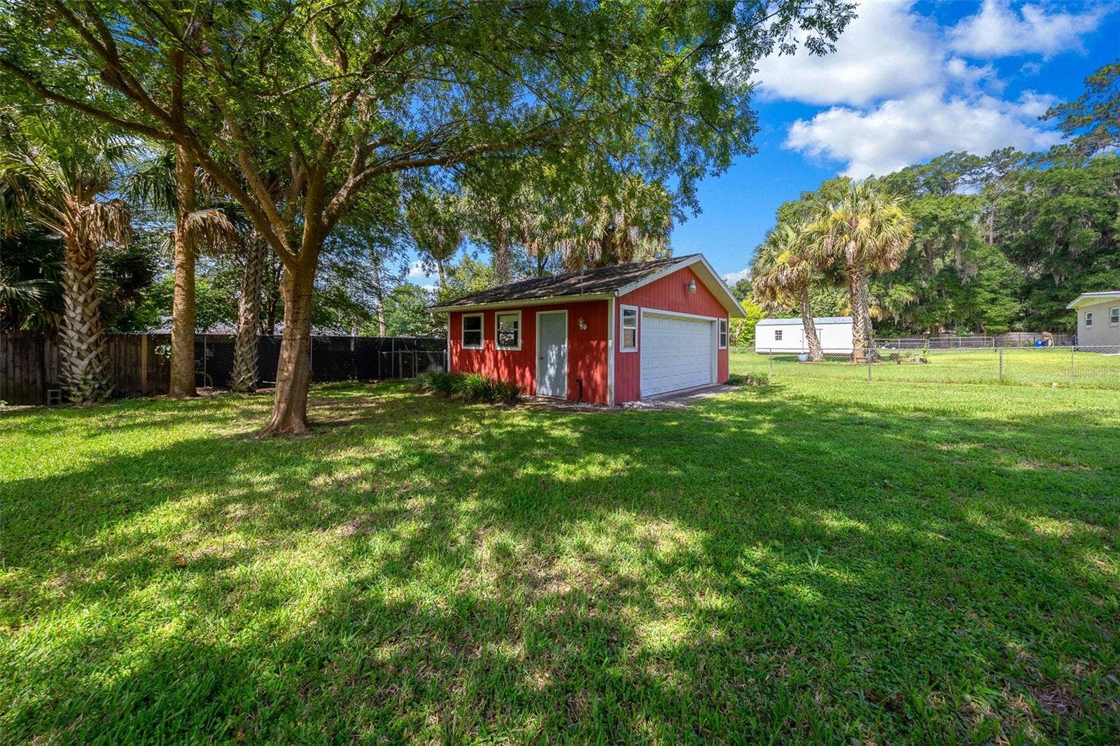 130 SW 69TH STREET, Ocala, FL 34476 Garage