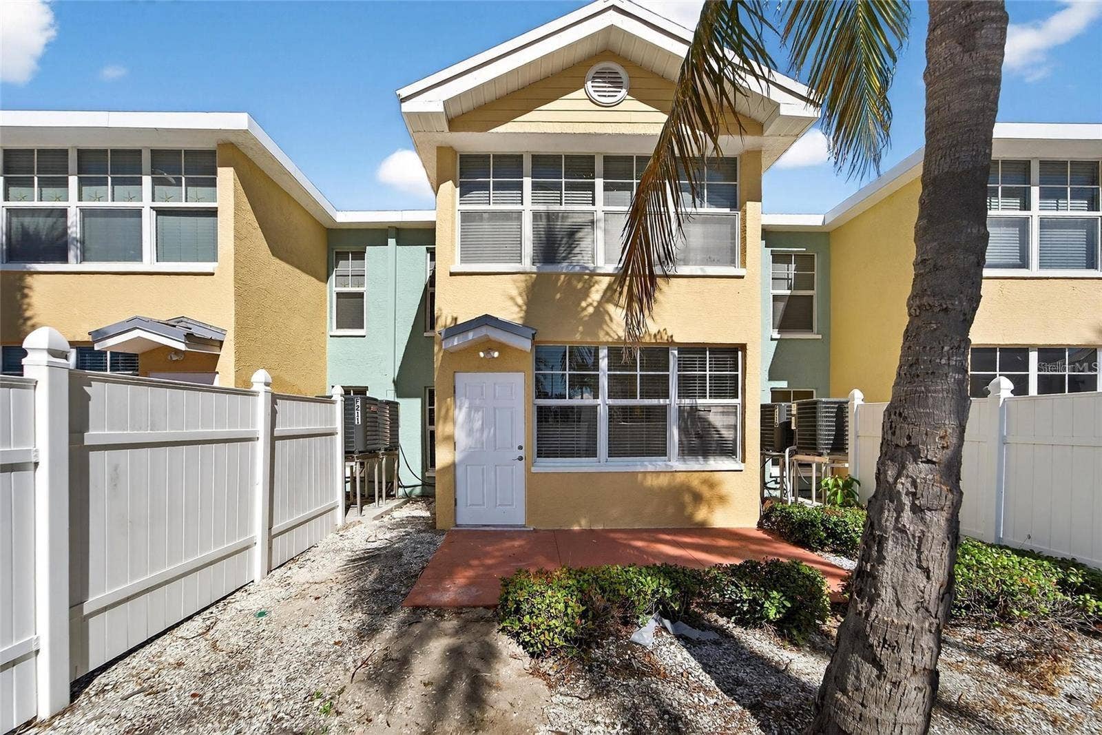 19417 GULF BOULEVARD, #F110, Indian Rocks Beach, FL 33785 19417 GULF BOULEVARD, #F110, Indian Rocks Beach, FL 33785