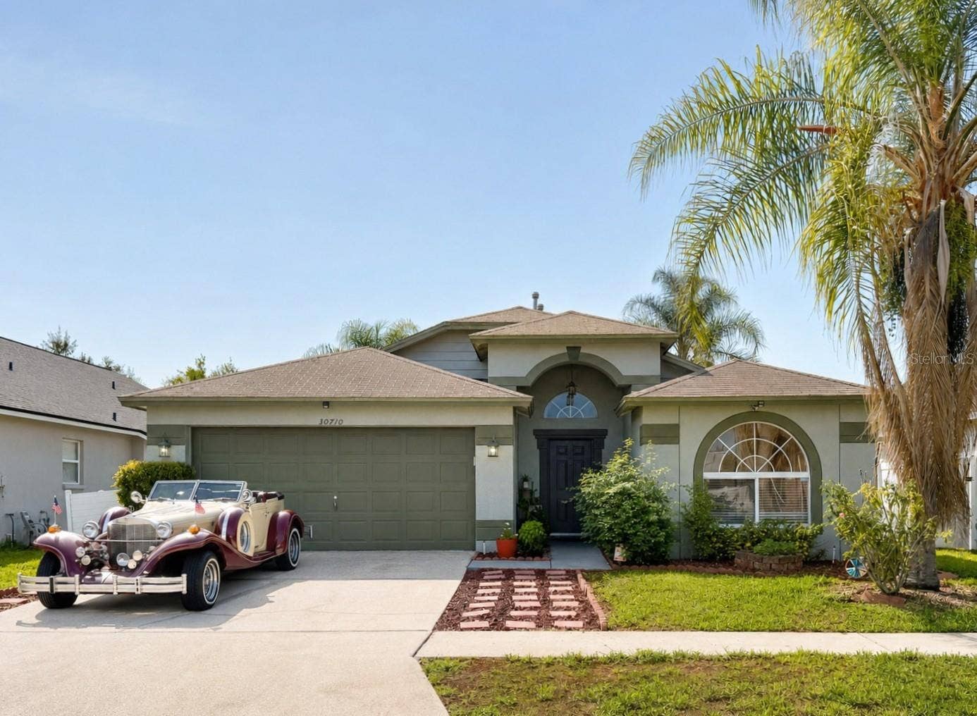 30710 NICKERSON LOOP, Wesley Chapel, FL 33543 Front View