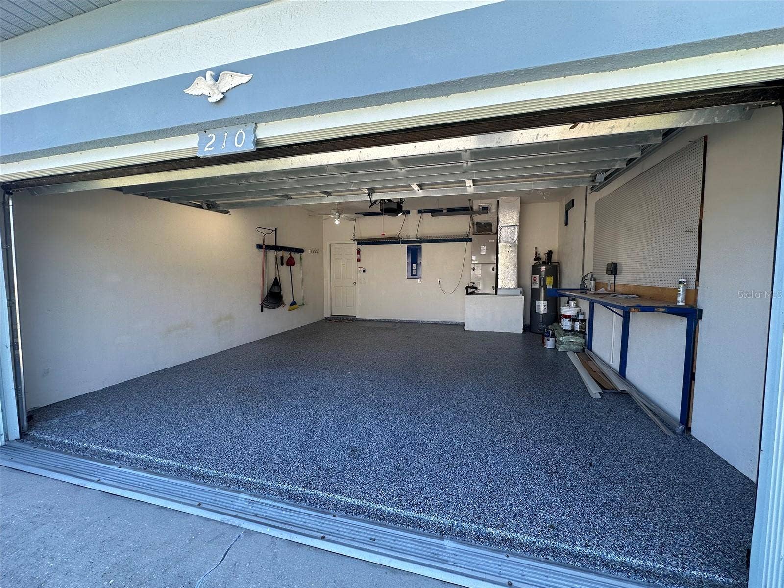 210 W REXFORD DRIVE, Beverly Hills, FL 34465 210 W REXFORD DRIVE, Beverly Hills, FL 34465