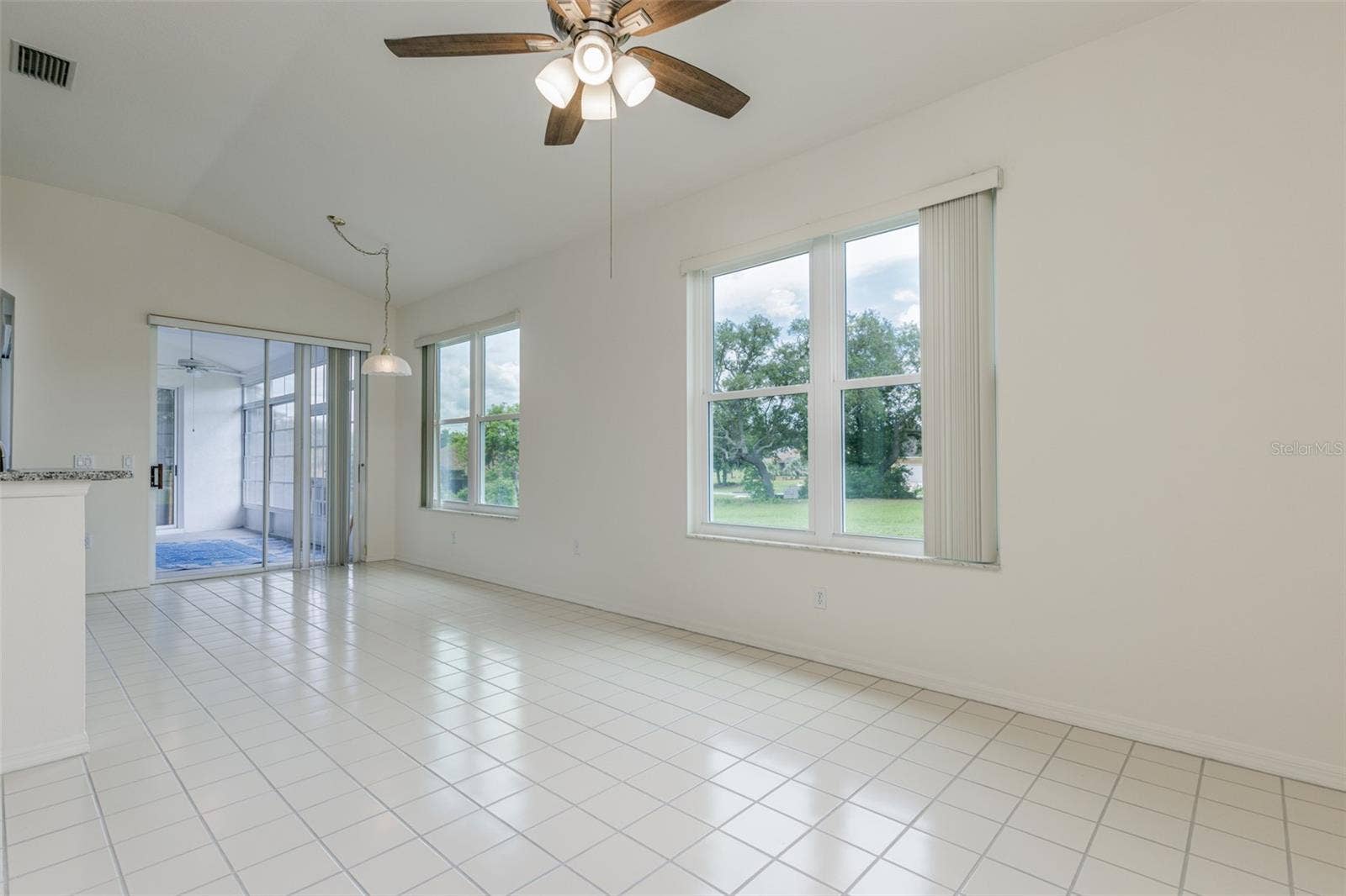 210 W REXFORD DRIVE, Beverly Hills, FL 34465 210 W REXFORD DRIVE, Beverly Hills, FL 34465
