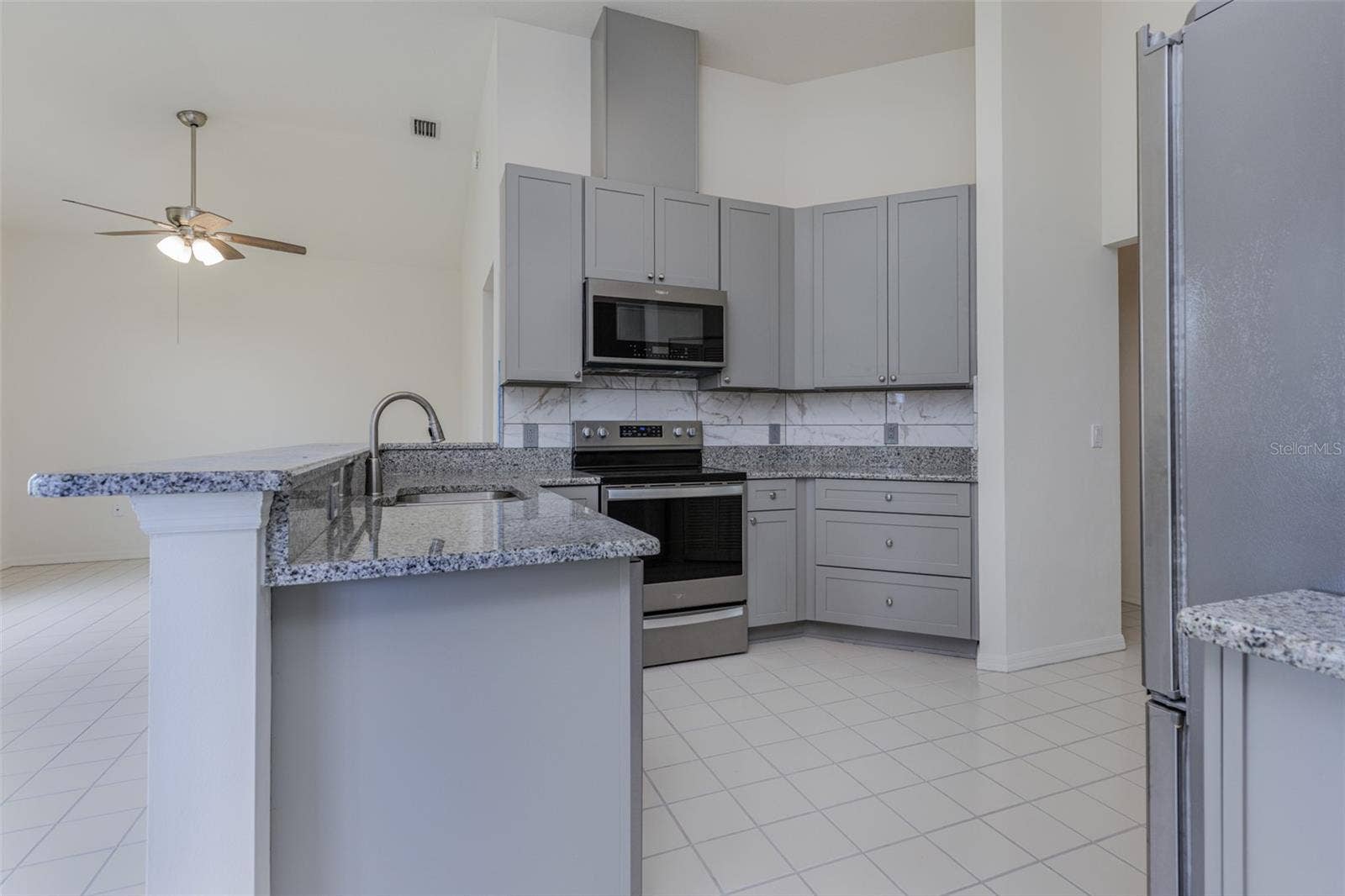210 W REXFORD DRIVE, Beverly Hills, FL 34465 210 W REXFORD DRIVE, Beverly Hills, FL 34465