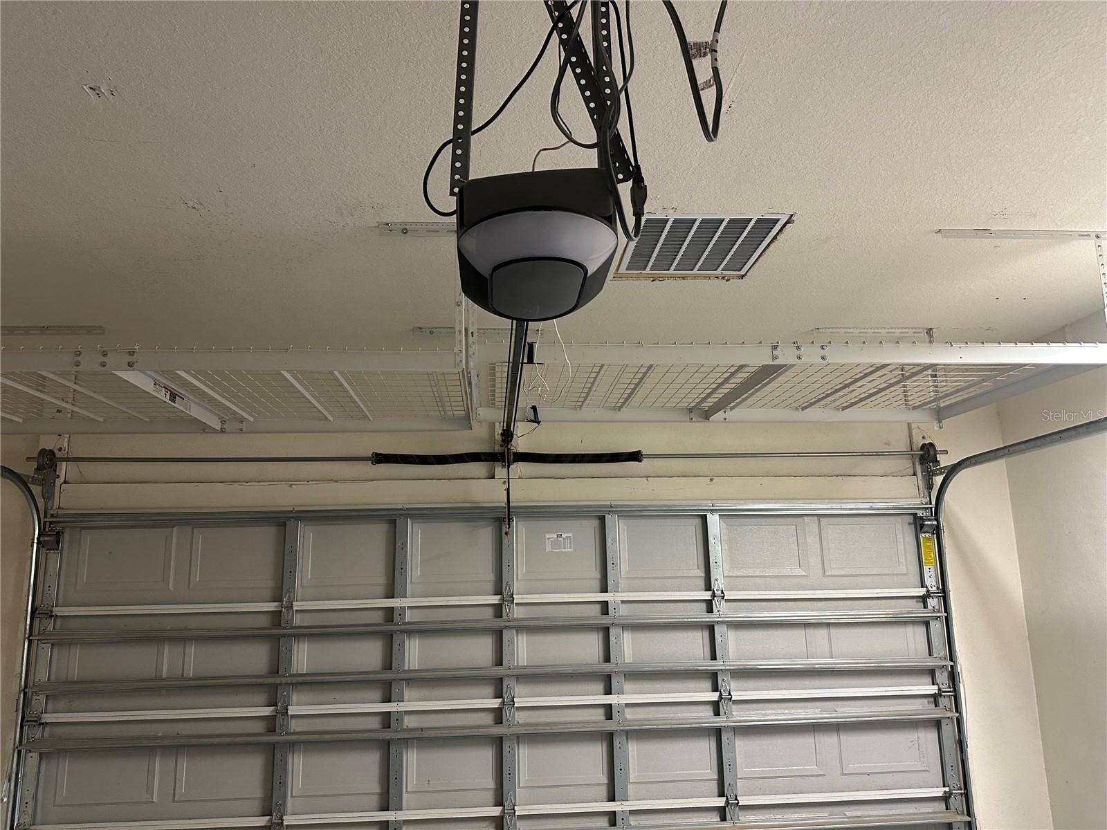 210 W REXFORD DRIVE, Beverly Hills, FL 34465 Overhead storage