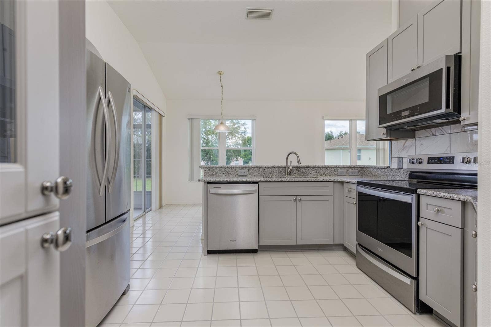 210 W REXFORD DRIVE, Beverly Hills, FL 34465 210 W REXFORD DRIVE, Beverly Hills, FL 34465