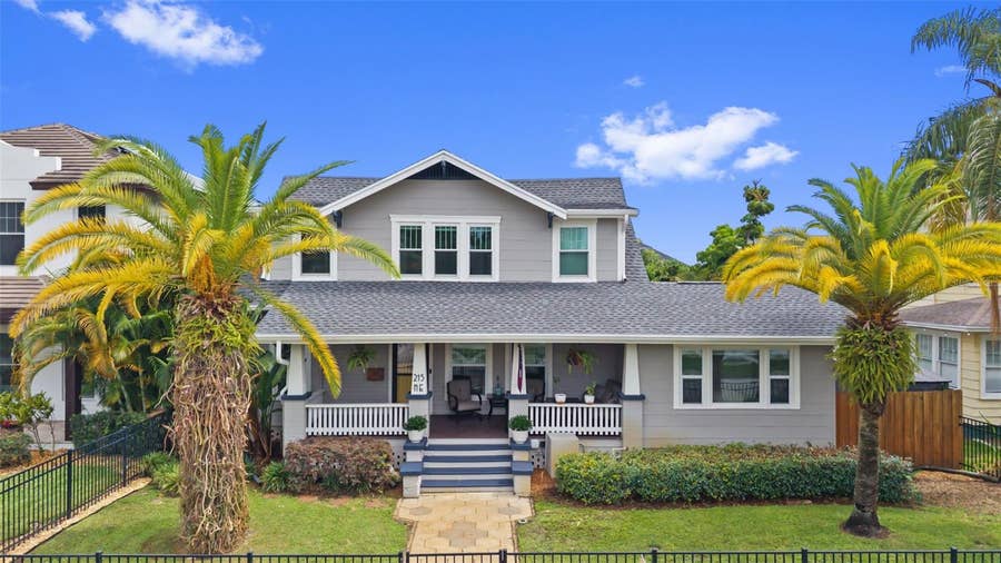 Property photo for 215 9TH AVENUE NE, St Petersburg, FL