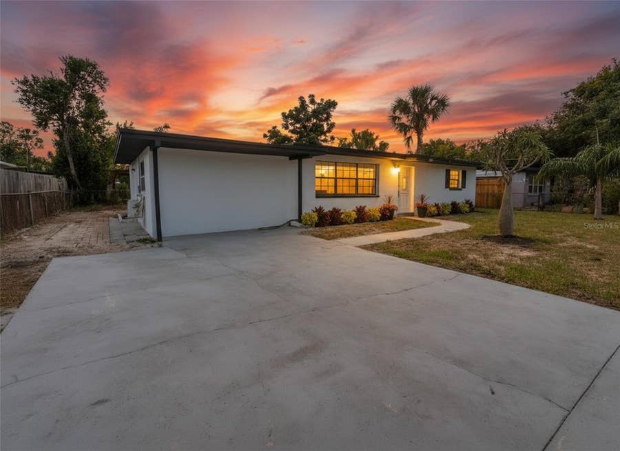 Property photo for 4112 W FAIRVIEW HEIGHTS, Tampa, FL