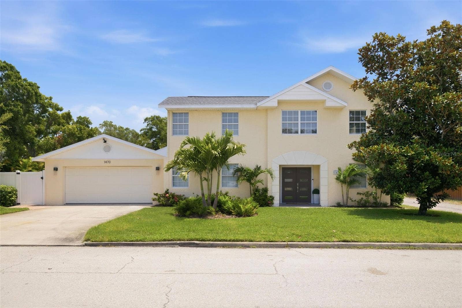 1470 28TH AVENUE N, St Petersburg, FL 33704 1470 28TH AVENUE N, St Petersburg, FL 33704