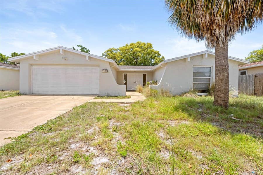 Property photo for 9131 HUNT CLUB LANE, Port Richey, FL