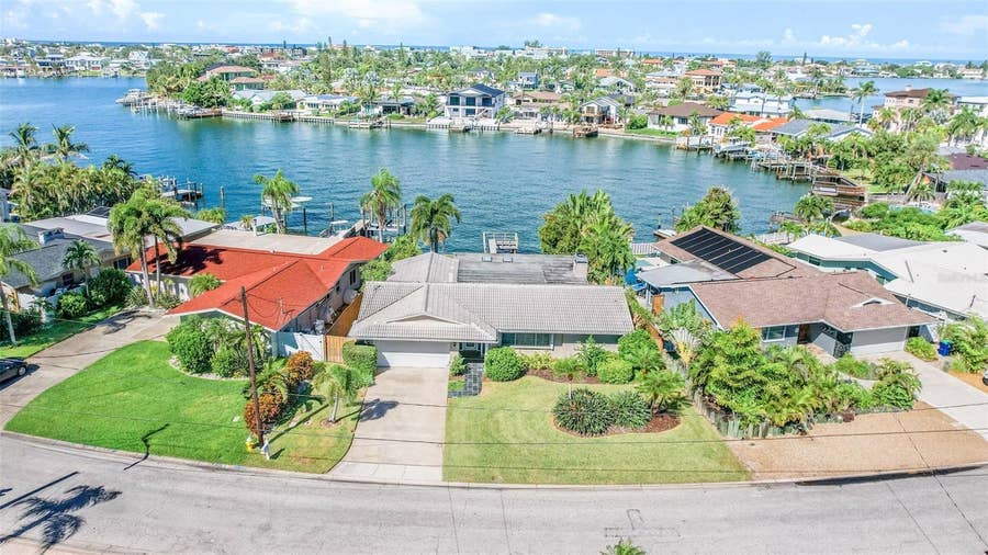 Property photo for 513 HARBOR DRIVE N, Indian Rocks Beach, FL
