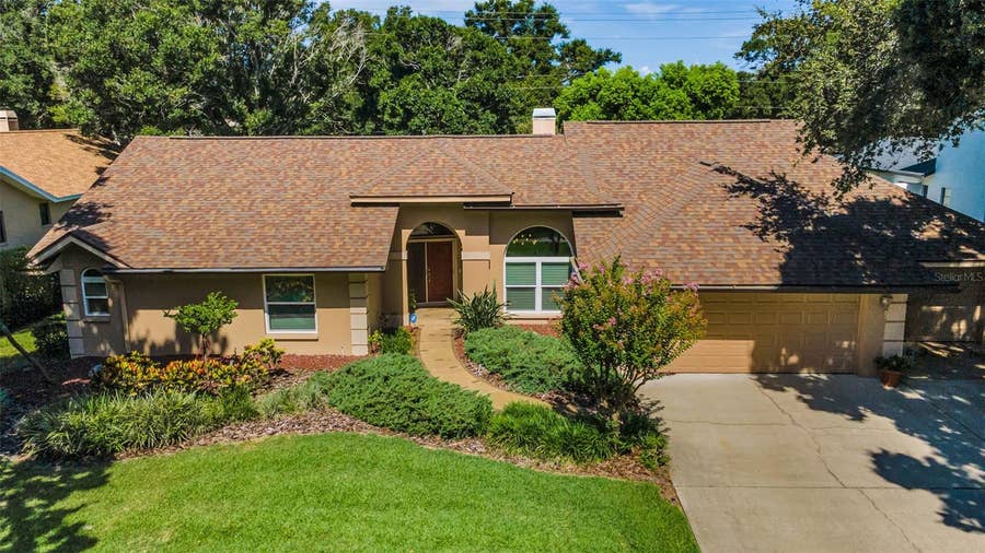 Property photo for 9904 OAKS LANE, Seminole, FL