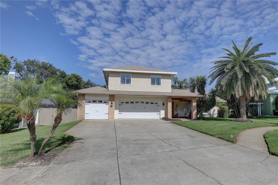 Property photo for 7600 DREW OAK DRIVE, Seminole, FL