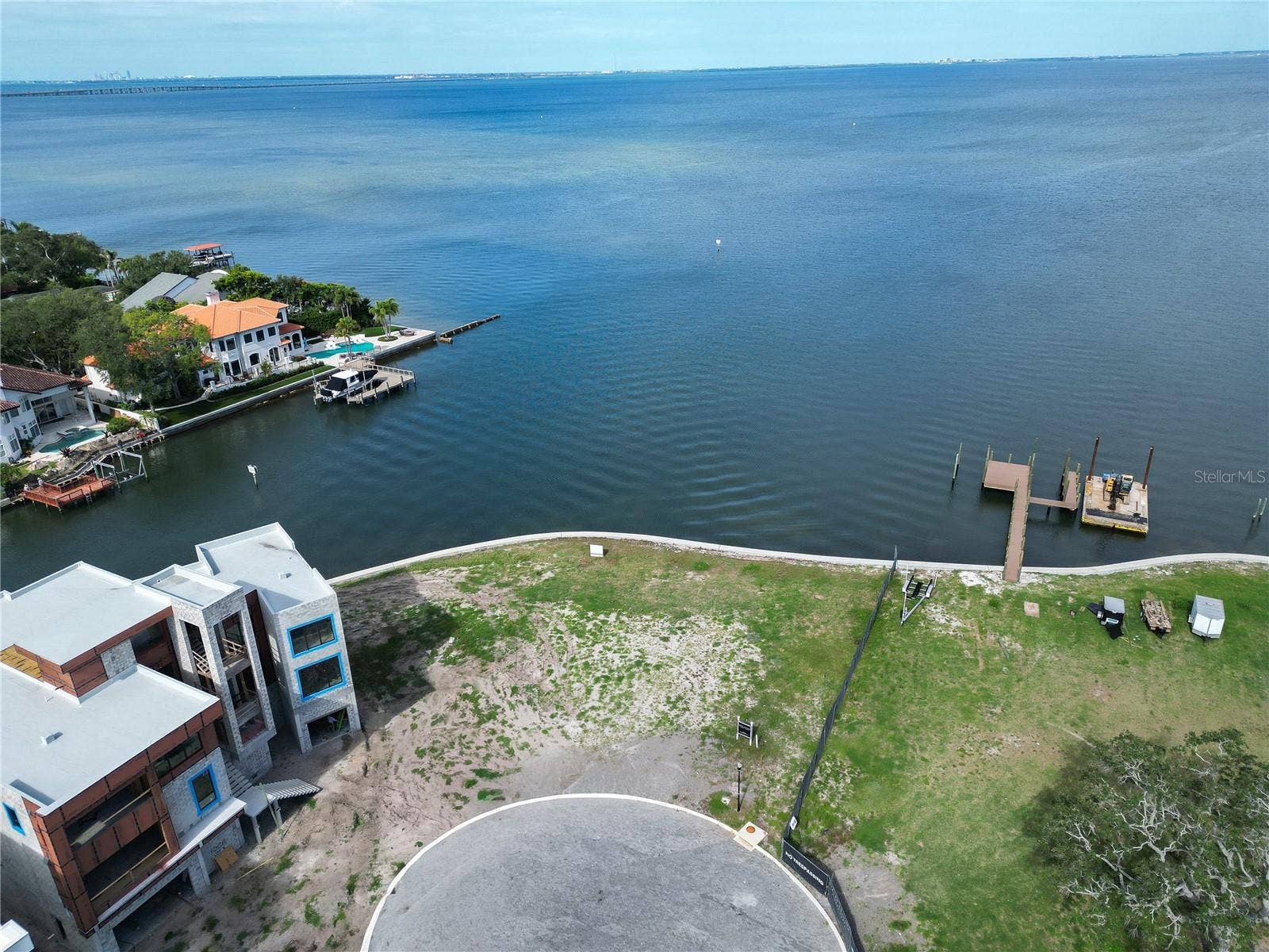 5028 W LEONA STREET, Tampa, FL 33629 5028 W LEONA STREET, Tampa, FL 33629