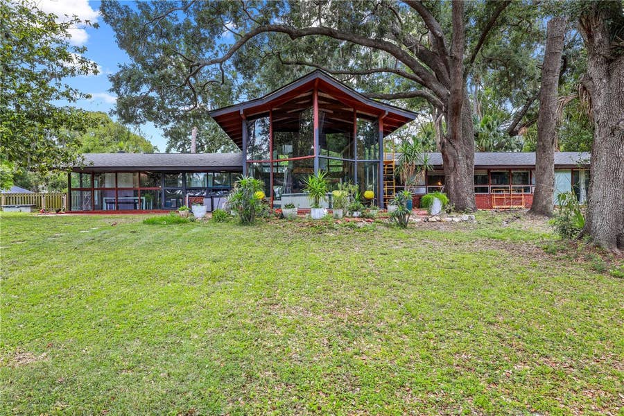 Property photo for 10134 WHITE TROUT LANE, Tampa, FL
