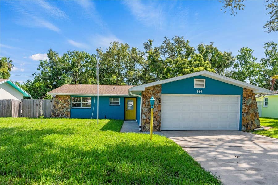 Property photo for 986 LEXINGTON DRIVE, Dunedin, FL