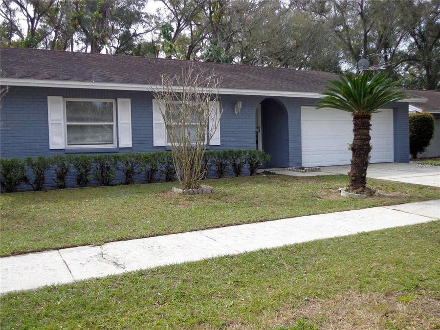 Property photo for 721 REGENT CIRCLE S, Brandon, FL
