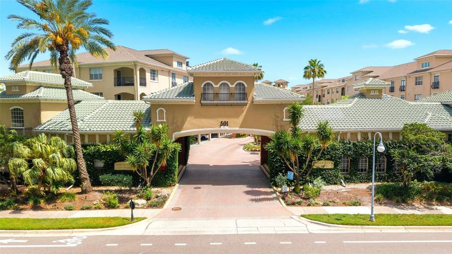 Property photo for 501 KNIGHTS RUN AVENUE, #1325, Tampa, FL